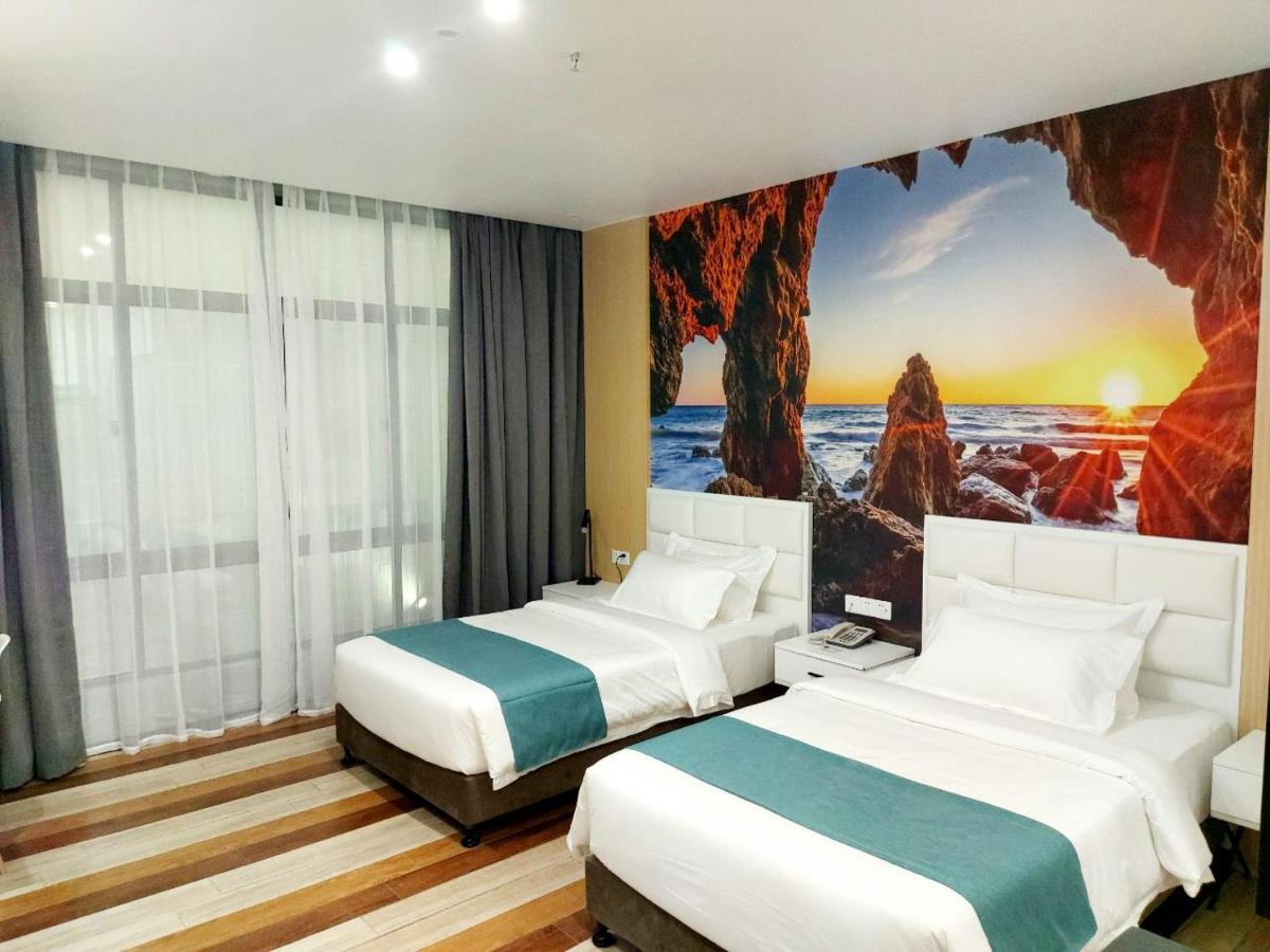 Fan'S Hotel Baybay Exteriér fotografie